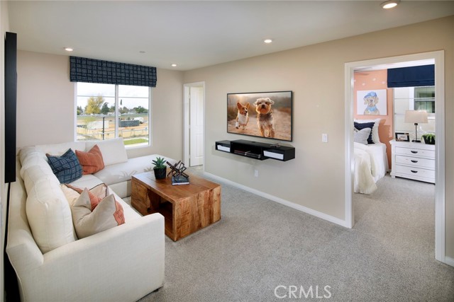 Detail Gallery Image 8 of 12 For 13404 Limestone Dr, Yucaipa,  CA 92399 - 3 Beds | 2/1 Baths