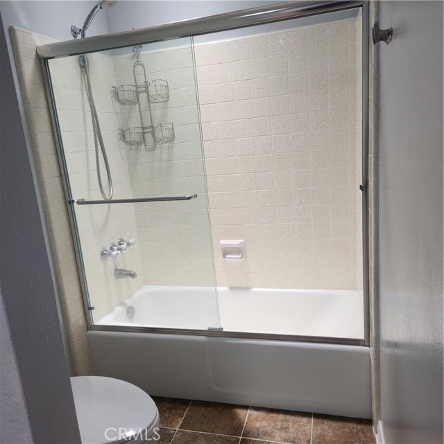 Detail Gallery Image 14 of 18 For 1023 8th St, Manhattan Beach,  CA 90266 - 3 Beds | 2 Baths