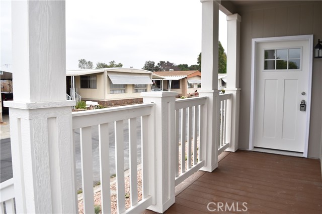 Detail Gallery Image 5 of 38 For 1366 Thornwood, Corona,  CA 92882 - 2 Beds | 2 Baths