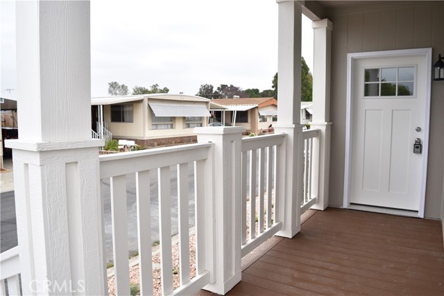 Detail Gallery Image 5 of 38 For 1366 Thornwood, Corona,  CA 92882 - 2 Beds | 2 Baths