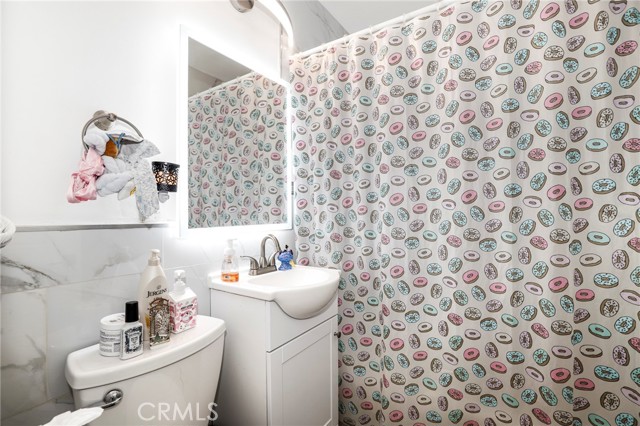 Detail Gallery Image 17 of 23 For 38841 Foxholm Dr, Palmdale,  CA 93551 - 3 Beds | 2 Baths