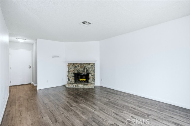 Detail Gallery Image 5 of 38 For 1539 Elkwood Dr, West Covina,  CA 91791 - 3 Beds | 2/1 Baths