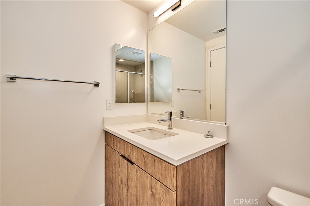 0D682E9A 3Ac2 4C0C A7Bd 7B5Ab5Db45D6 1050 N Joels Place, Los Angeles, Ca 90012 &Lt;Span Style='BackgroundColor:transparent;Padding:0Px;'&Gt; &Lt;Small&Gt; &Lt;I&Gt; &Lt;/I&Gt; &Lt;/Small&Gt;&Lt;/Span&Gt;