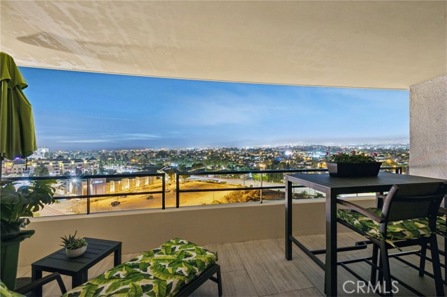 Detail Gallery Image 26 of 65 For 4265 Marina City Dr #901,  Marina Del Rey,  CA 90292 - 3 Beds | 2 Baths