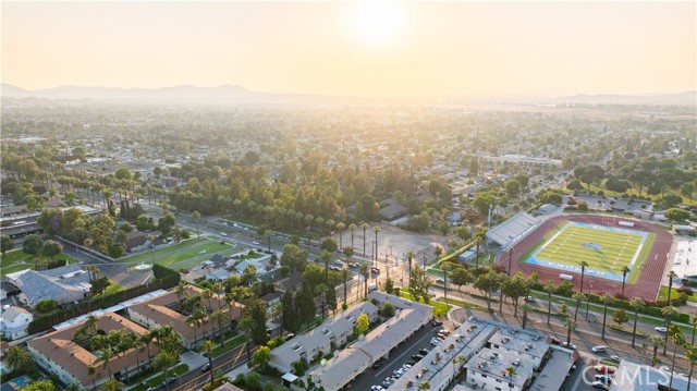 7914 Magnolia Avenue, Riverside CA: https://media.crmls.org/medias/0d68cd55-ab64-4932-a6fa-4f0a1921d0cd.jpg