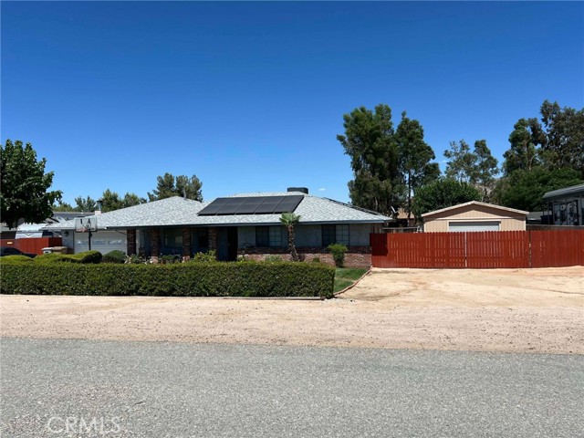Detail Gallery Image 1 of 75 For 7477 Corona Ave, Hesperia,  CA 92345 - 5 Beds | 3 Baths