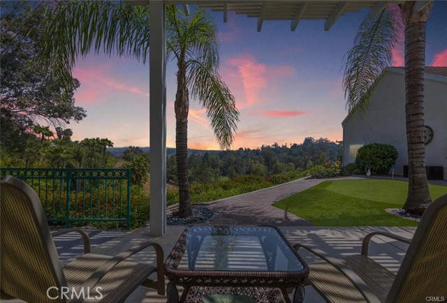 1802 Prince Albert Drive, Riverside CA: https://media.crmls.org/medias/0d69b2cb-5112-4480-b5ec-0efb85b56f4b.jpg