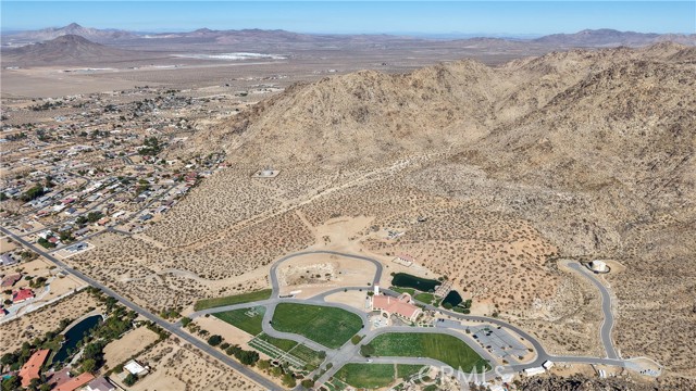 Detail Gallery Image 3 of 15 For 23545 Valley Crest, Apple Valley,  CA 92307 - – Beds | – Baths