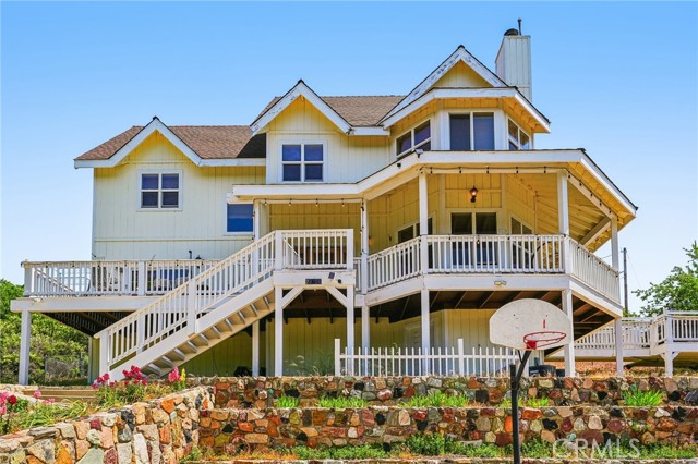 29450 Piney Lane, Cedar Glen CA: https://media.crmls.org/medias/0d6b4160-af41-4317-bc01-882ff8d1a4d7.jpg