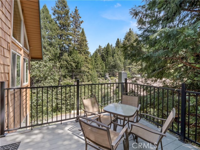 Detail Gallery Image 6 of 40 For 1153 Silver Tip Ln, Fish Camp,  CA 93623 - 3 Beds | 2 Baths
