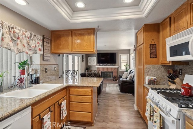 Detail Gallery Image 6 of 31 For 29159 Palm View Ln, Highland,  CA 92346 - 4 Beds | 3 Baths
