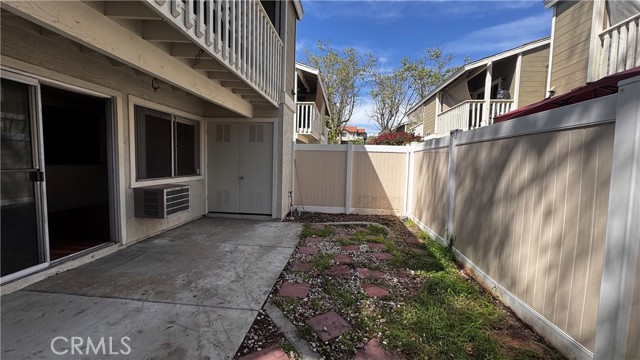 26162 Los Viveros, Mission Viejo CA: https://media.crmls.org/medias/0d6c4d89-0c6b-49ff-89c8-282129a29349.jpg
