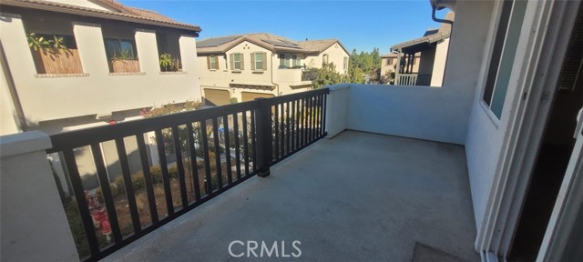 Detail Gallery Image 4 of 7 For 7034 Turin, Corona,  CA 92880 - 2 Beds | 2 Baths