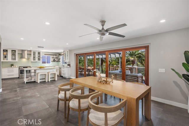 Detail Gallery Image 10 of 40 For 26925 Calle Dolores, Dana Point,  CA 92624 - 3 Beds | 3 Baths