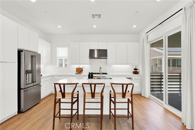 Detail Gallery Image 10 of 48 For 74 Dudley, Irvine,  CA 92618 - 4 Beds | 4 Baths