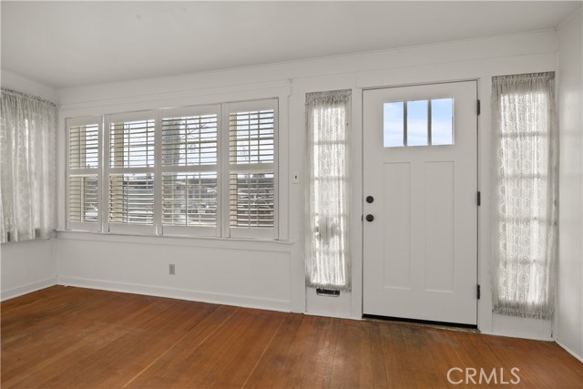 316 W Sacramento Avenue, Chico CA: https://media.crmls.org/medias/0d6f8882-5477-4e8b-ba0e-ac28d8312b40.jpg