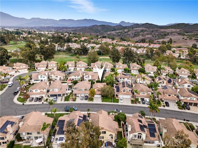 Detail Gallery Image 44 of 70 For 10 Sillero, Rancho Santa Margarita,  CA 92688 - 4 Beds | 2/1 Baths