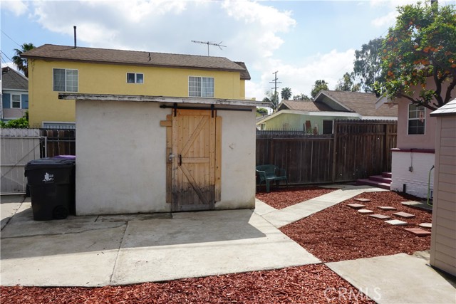 1515 8th Street, Long Beach, California 90813, 2 Bedrooms Bedrooms, ,1 BathroomBathrooms,Single Family Residence,For Sale,8th,PW24070877