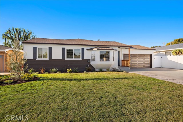12941 Keith Place, Tustin CA: https://media.crmls.org/medias/0d720820-4c8f-41ee-bf84-d778ca1825c5.jpg