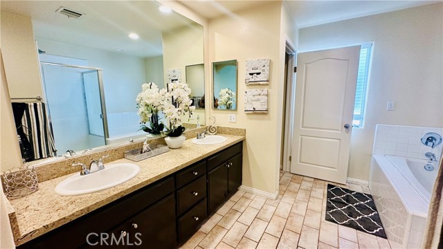 Detail Gallery Image 30 of 45 For 18336 1/2 Keswick St, Reseda,  CA 91335 - 4 Beds | 3/1 Baths