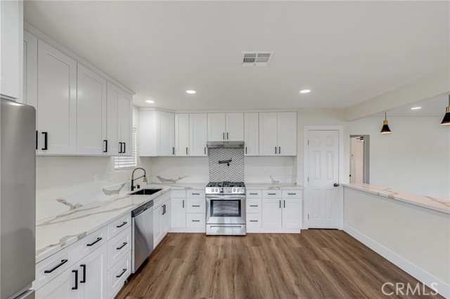 Detail Gallery Image 7 of 32 For 734 Massachusetts, Beaumont,  CA 92223 - 3 Beds | 2 Baths