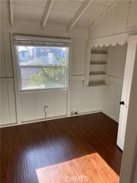 Detail Gallery Image 4 of 23 For 435 1/2 Heliotrope, Corona Del Mar,  CA 92625 - 2 Beds | 1 Baths