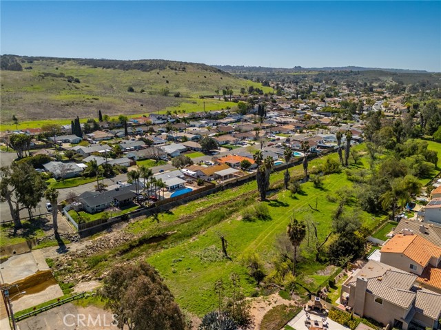 Image 12 of 55 For 1 Carriage Road