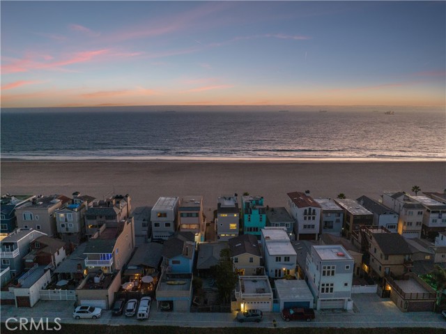 52 Surfside Avenue # A, Surfside (seal Beach), California 90743, 3 Bedrooms Bedrooms, ,1 BathroomBathrooms,Residential,For Sale,52 Surfside Avenue # A,CRAR24191622