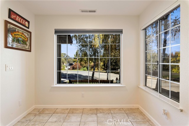 Detail Gallery Image 33 of 50 For 255 Robles, Lakeport,  CA 95453 - 3 Beds | 2/1 Baths