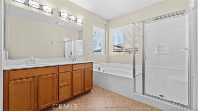 Detail Gallery Image 13 of 22 For 11768 Tiffany, Victorville,  CA 92392 - 3 Beds | 2 Baths