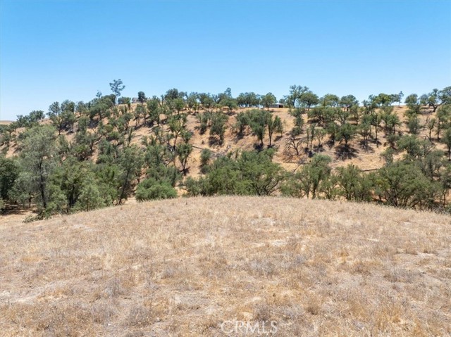 75463 Ranchita Avenue, San Miguel CA: https://media.crmls.org/medias/0d74f178-b525-403b-8a5d-cecaa2b4be27.jpg