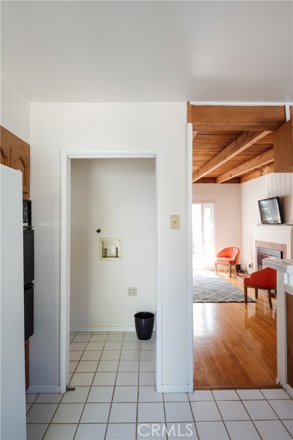 757 35th Street, Manhattan Beach, California 90266, 4 Bedrooms Bedrooms, ,2 BathroomsBathrooms,Residential,Sold,35th,SB21206332