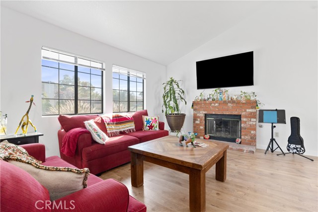 Detail Gallery Image 7 of 44 For 207 Quarterhorse, Paso Robles,  CA 93446 - 3 Beds | 2 Baths