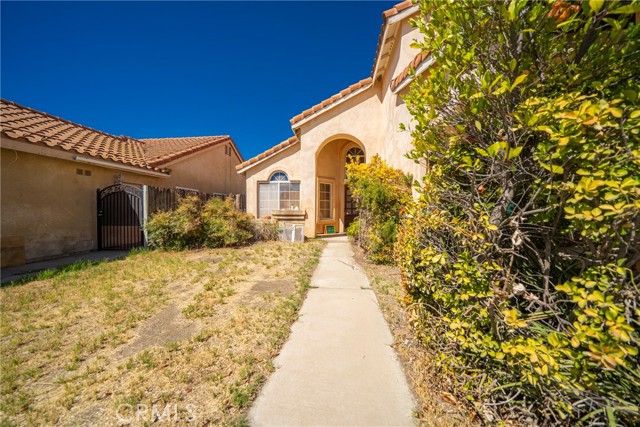 179 S Massachusetts Street, Lake Elsinore CA: https://media.crmls.org/medias/0d76cbab-58f7-4dee-9dd9-93a97bd857aa.jpg