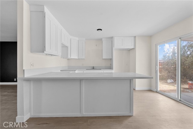 16245 Pine Street, Hesperia CA: https://media.crmls.org/medias/0d770db7-2886-4a6d-99d9-220dcac3f84e.jpg