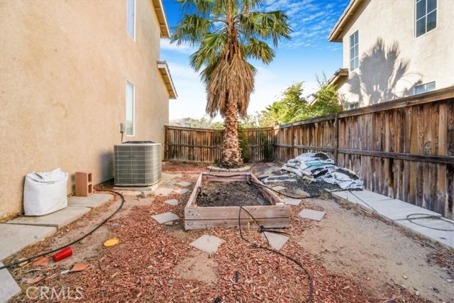 11411 Arlington Street, Adelanto CA: https://media.crmls.org/medias/0d773929-3fcb-475a-be5e-cdcd33d170df.jpg