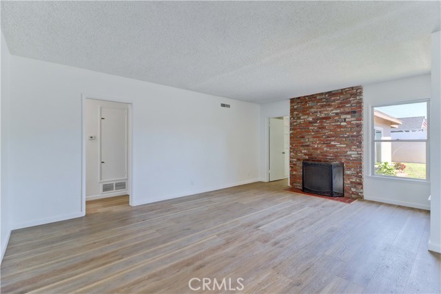 Detail Gallery Image 24 of 63 For 7515 Glencliff Dr, Downey,  CA 90240 - 4 Beds | 2/1 Baths