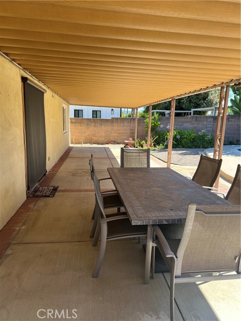 23437 Schoolcroft, West Hills CA: https://media.crmls.org/medias/0d79d5ad-1fd4-4fdb-a5f6-bda03a5b93cd.jpg