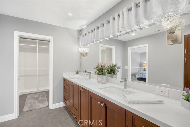 Detail Gallery Image 17 of 33 For 17440 Olive Tree Cir, Yorba Linda,  CA 92886 - 4 Beds | 2/1 Baths