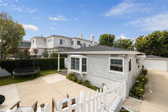 2825 Valley Drive, Manhattan Beach, California 90266, 4 Bedrooms Bedrooms, ,2 BathroomsBathrooms,Residential,Sold,Valley,SB21214274