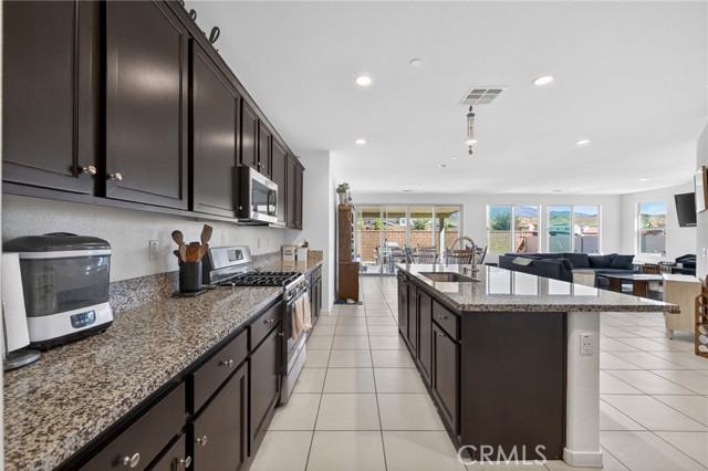 Detail Gallery Image 21 of 63 For 6007 Sierra Place, Banning,  CA 92220 - 4 Beds | 2 Baths