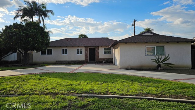 847 S Lolita, West Covina CA: https://media.crmls.org/medias/0d7d8c24-f501-4a98-8643-0306d8a91b45.jpg
