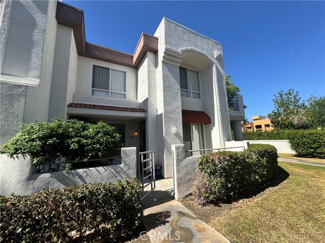 401 S El Cielo #212, Palm Springs, CA 92262