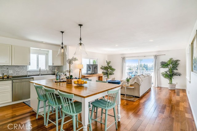 1630 Wollacott Street, Redondo Beach, California 90278, 3 Bedrooms Bedrooms, ,2 BathroomsBathrooms,Residential,Sold,Wollacott,SB19223418