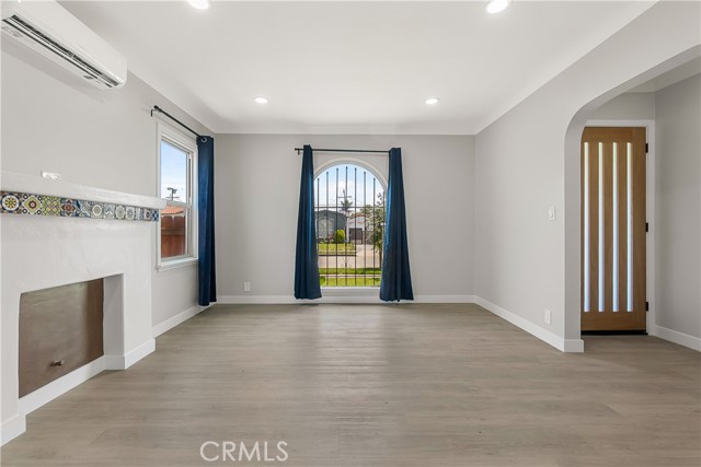 6617 Haas Avenue, Los Angeles CA: https://media.crmls.org/medias/0d7e5b0d-4fc1-4302-bd1e-d38dfdba0b86.jpg