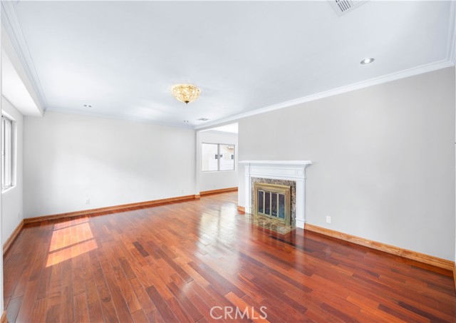 Detail Gallery Image 4 of 18 For 1057 Willard Ave, Glendale,  CA 91201 - 3 Beds | 2 Baths