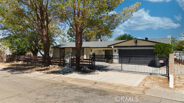 Detail Gallery Image 1 of 14 For 17535 Highacres Ave, Lake Los Angeles,  CA 93591 - 4 Beds | 2 Baths