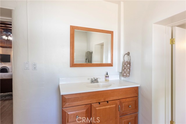 1615 Halsey Street, Redlands CA: https://media.crmls.org/medias/0d7ff36b-e2a0-4b9a-9caf-1ad68b43e542.jpg