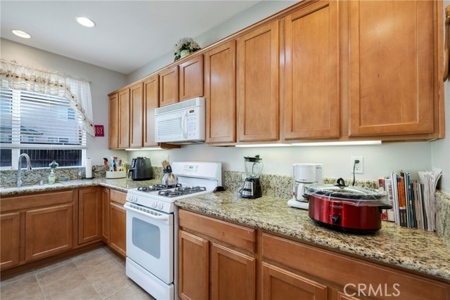 Detail Gallery Image 12 of 37 For 3953 Cane Bay Ln, Perris,  CA 92571 - 4 Beds | 2/1 Baths