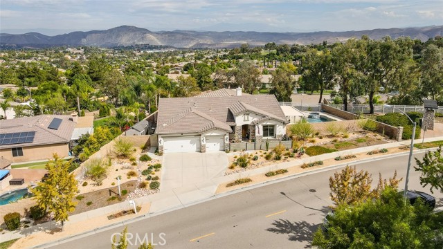 4225 W Riviera, Corona CA: https://media.crmls.org/medias/0d807cff-9c26-4a58-aad1-171ba96af0eb.jpg